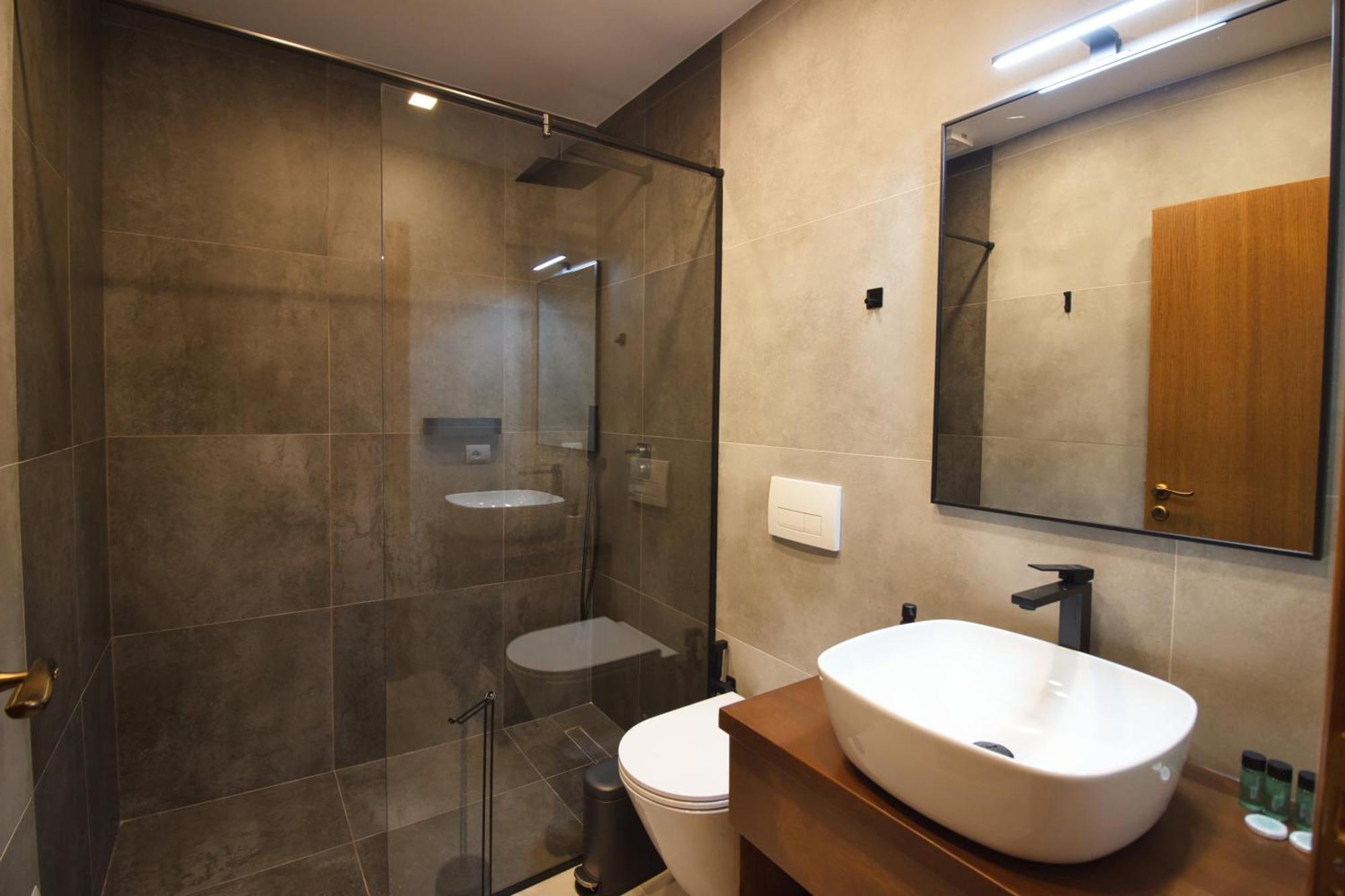 Castlefront Villa Gjirokastër 外观 照片