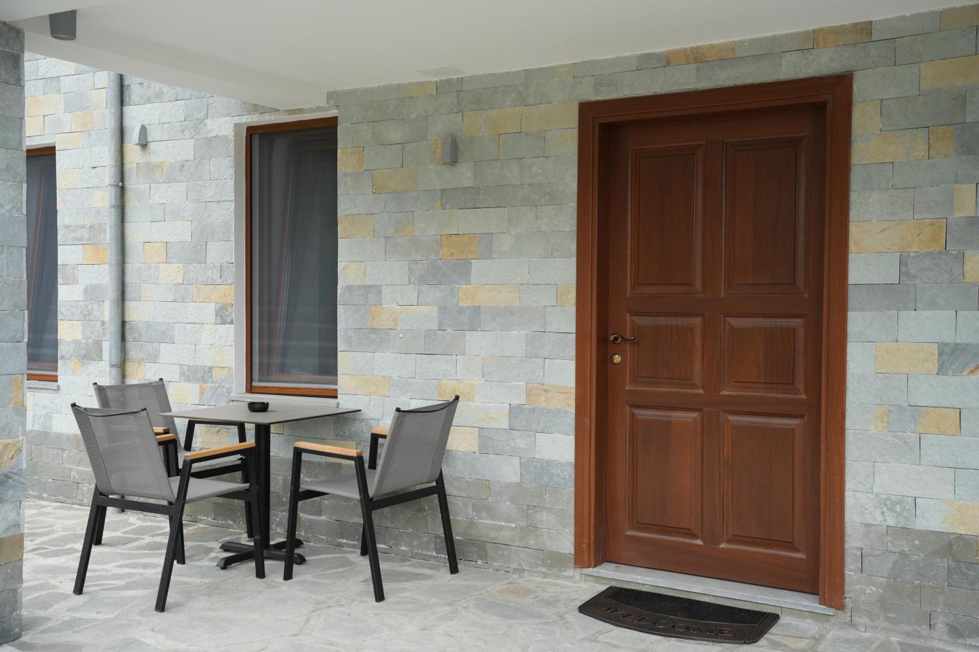Castlefront Villa Gjirokastër 外观 照片