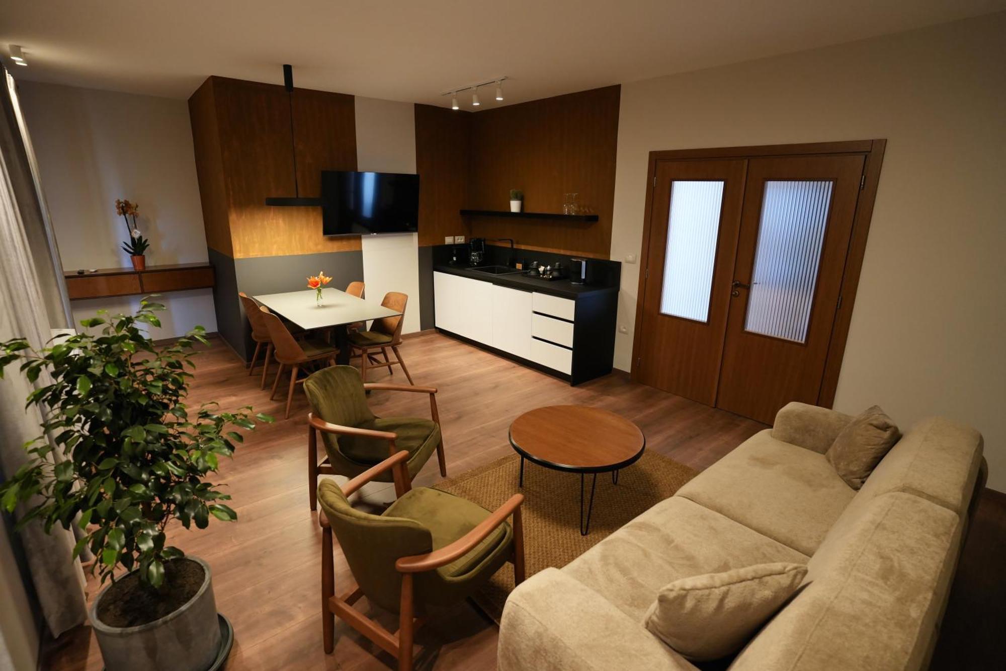 Castlefront Villa Gjirokastër 外观 照片