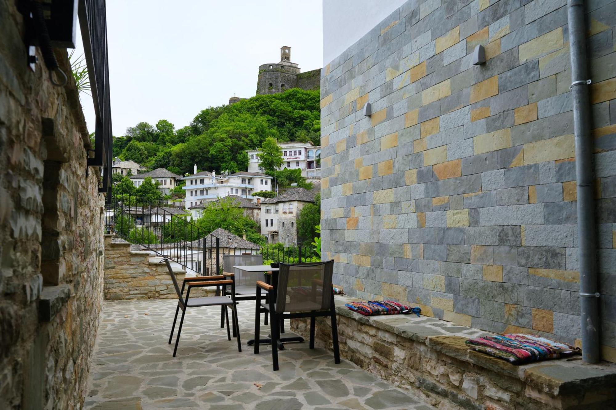 Castlefront Villa Gjirokastër 外观 照片