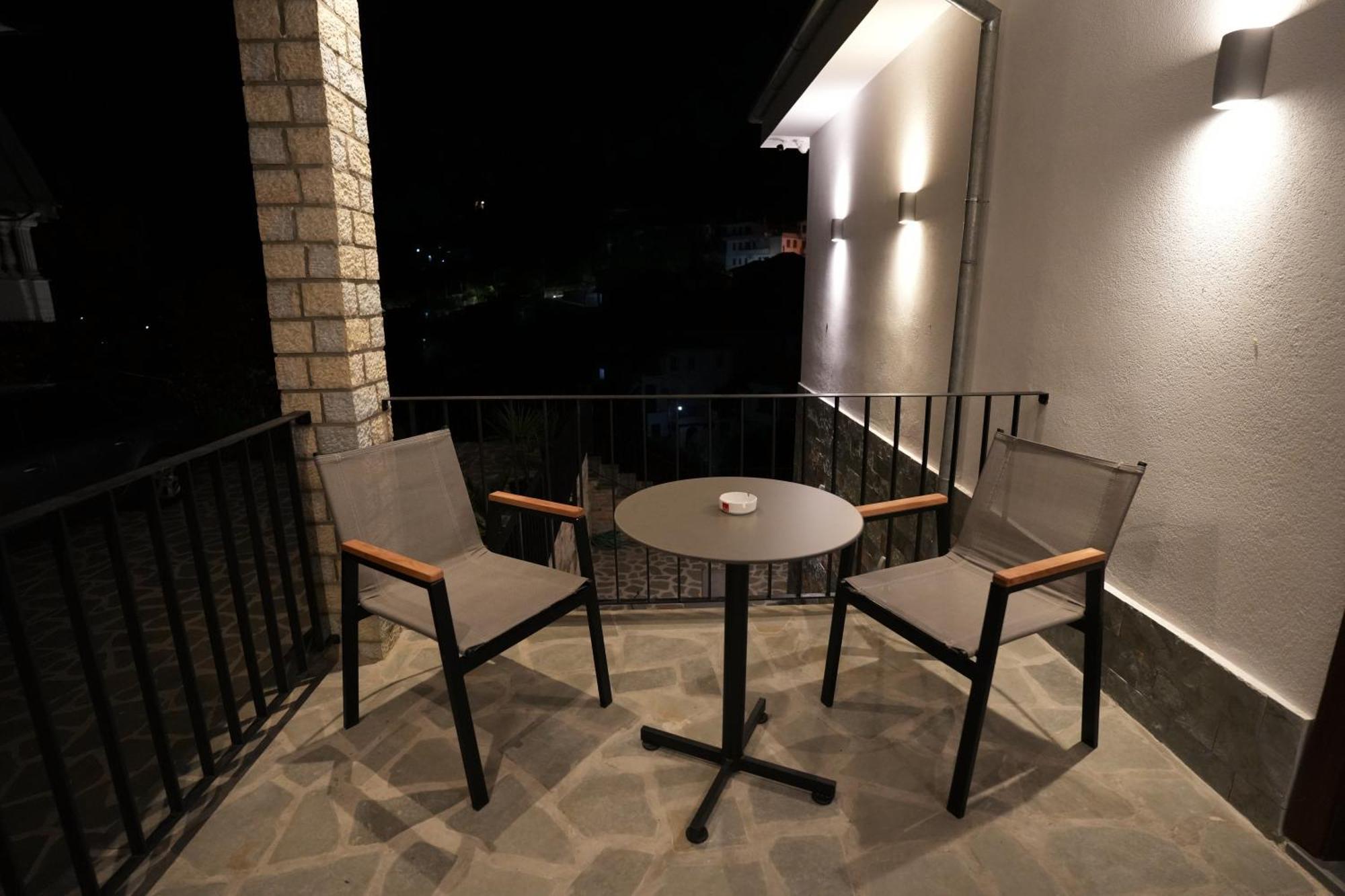 Castlefront Villa Gjirokastër 外观 照片