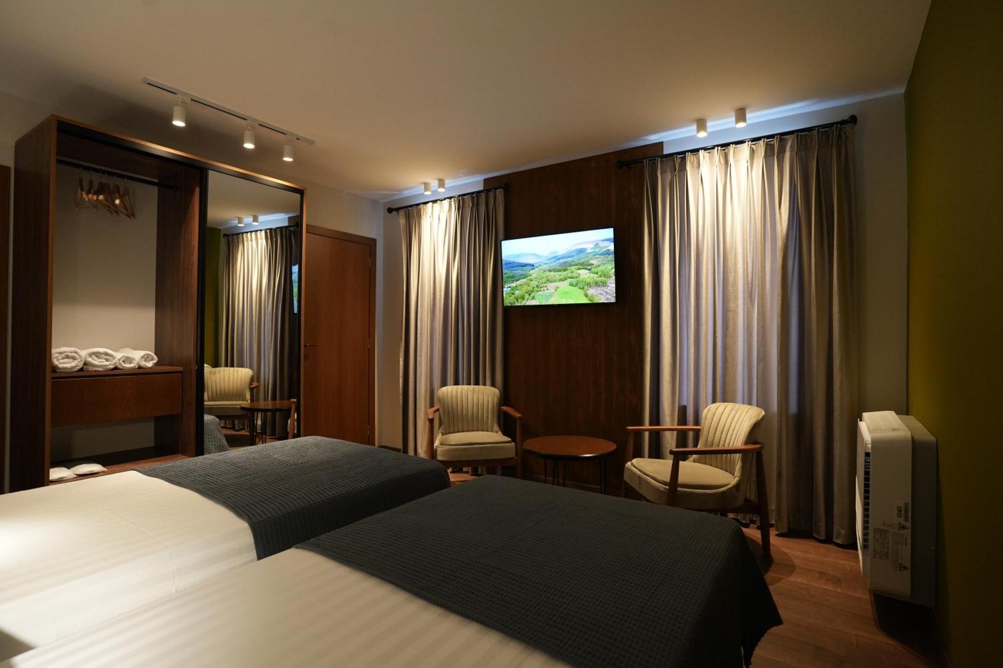 Castlefront Villa Gjirokastër 外观 照片