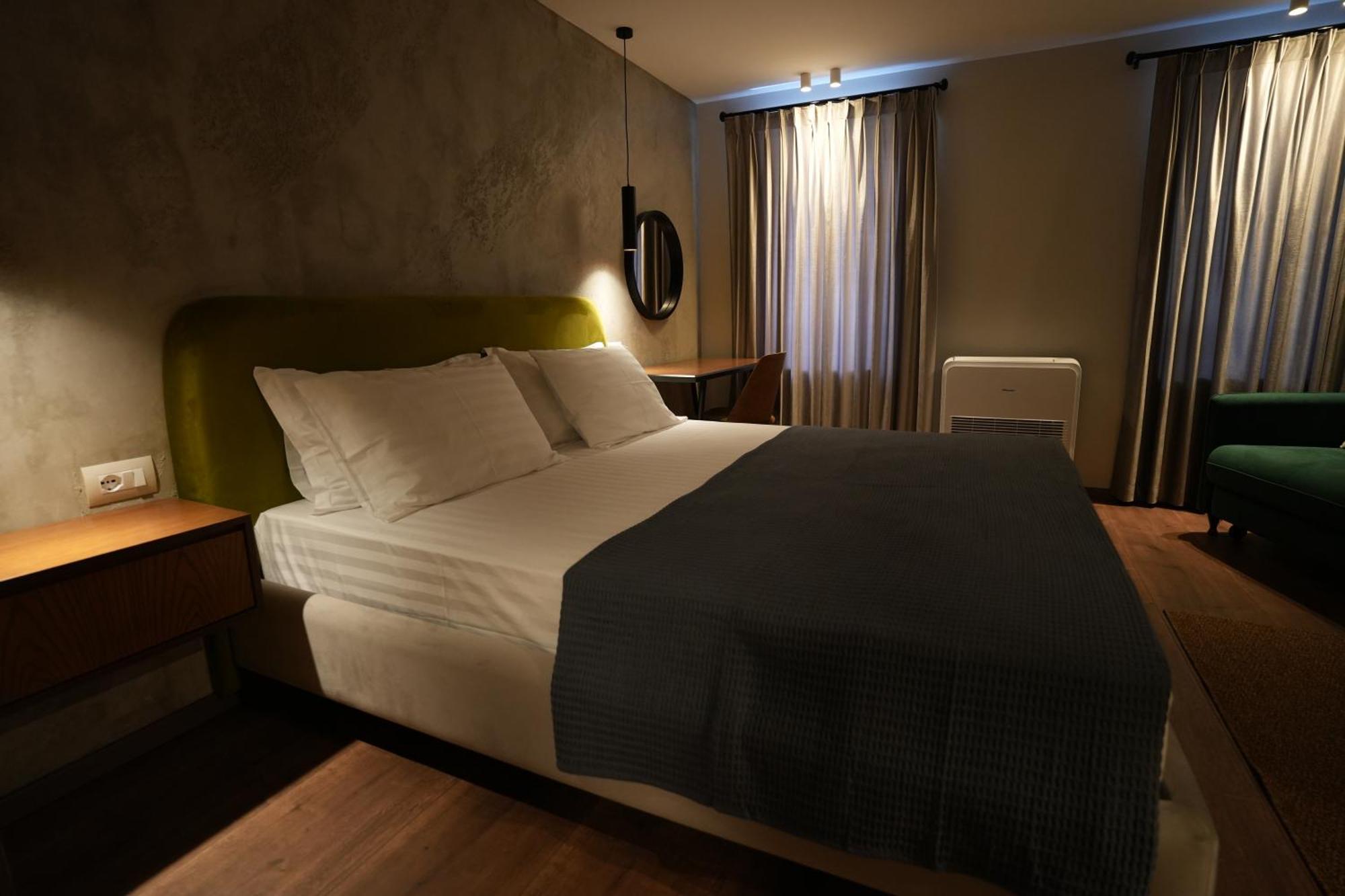 Castlefront Villa Gjirokastër 外观 照片